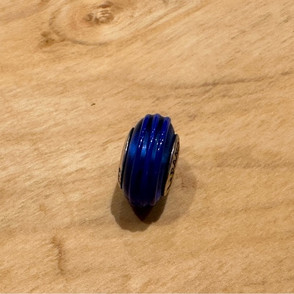 Authentic Pandora glass bead - Picture 3 of 7